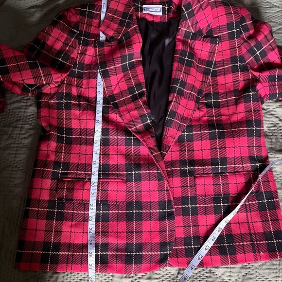 Vintage Pendleton Women's Red Plaid Wool Blazer - Picture 7 of 9